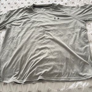 Under Armour Men's Light Gray Short Sleeve Tee